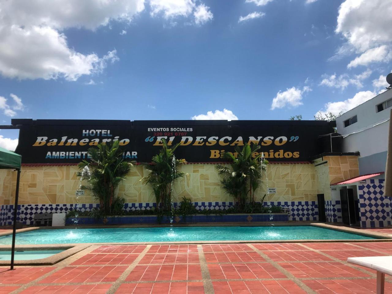Hotel Y Balneario El Descanso Villavicencio Exteriör bild